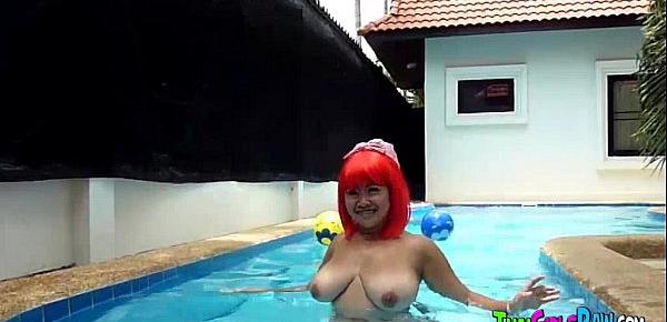  Chubby Thai babe in the pool